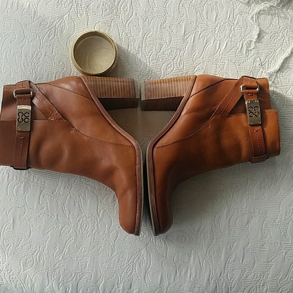 Coach Boots - Picture 7 of 8